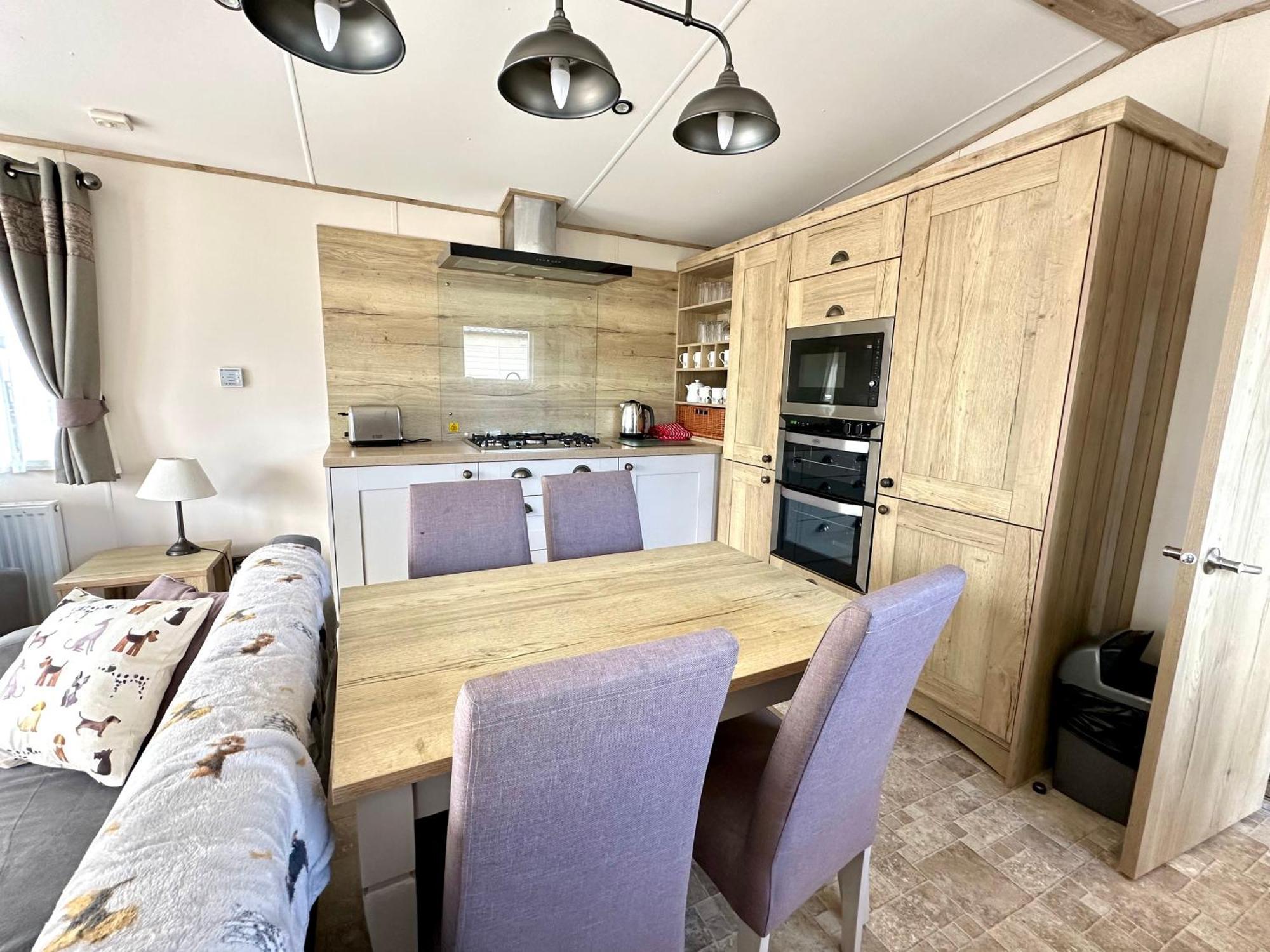 Paws Lodge, Hot Tub, Pet Friendly South Cerney Dış mekan fotoğraf